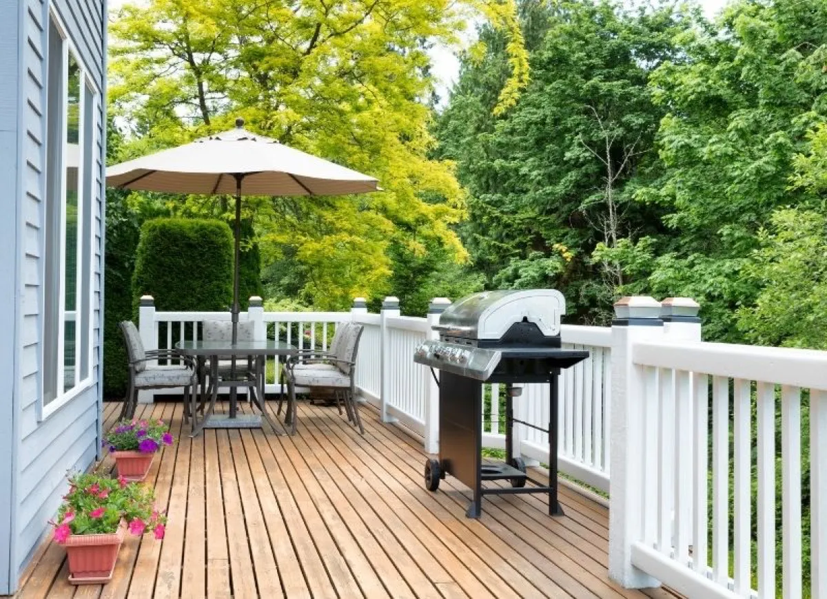 Boost Your Home’s Value with Professional Deck Remodeling