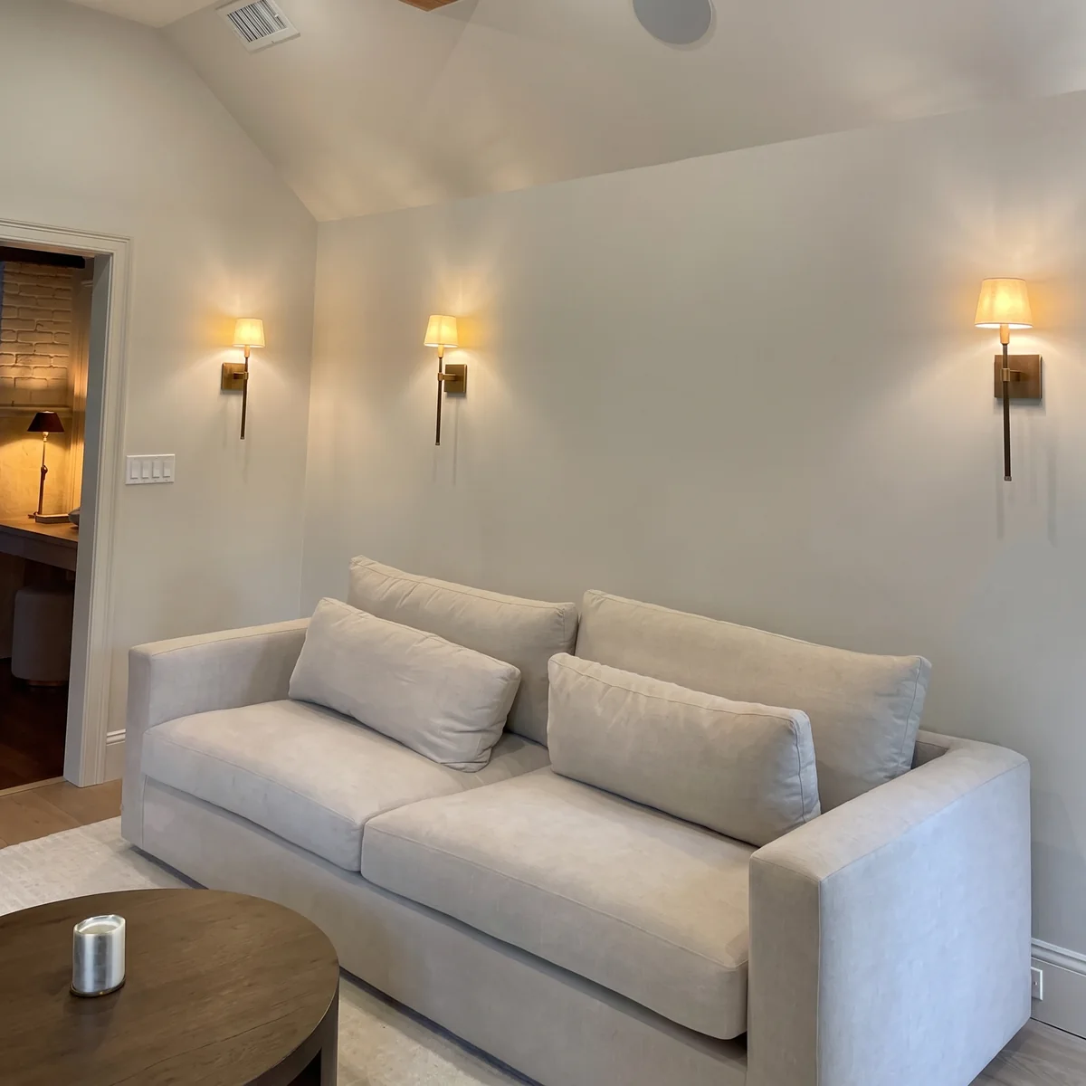 Interior Finish Carpentry by Innov Builders