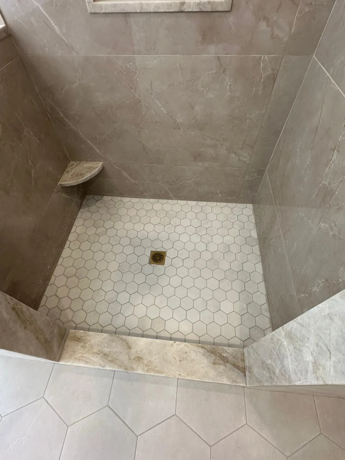 Bathroom remodeling by Innov Builders
