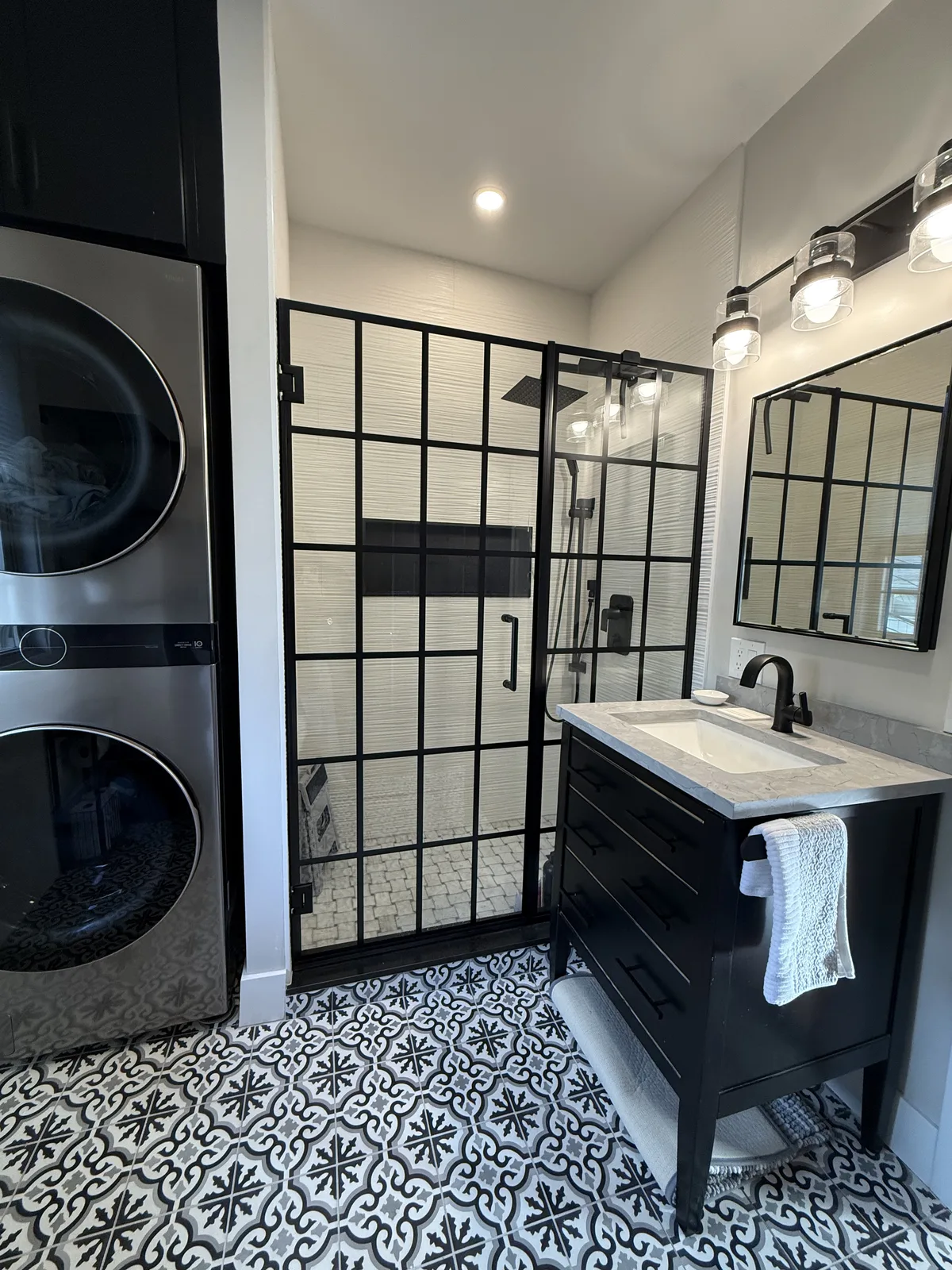 Bathroom Remodeling by Innov Builders