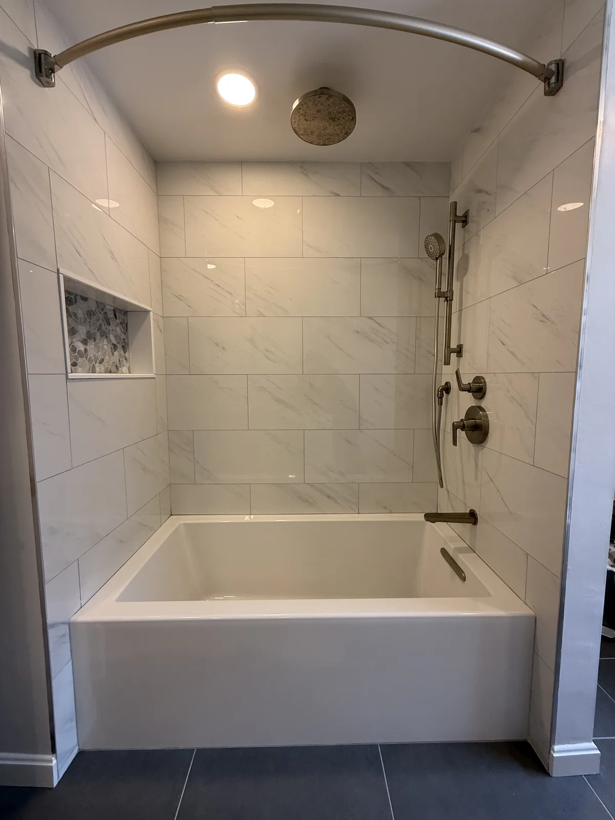 Bathroom remodeling by Innov Builders