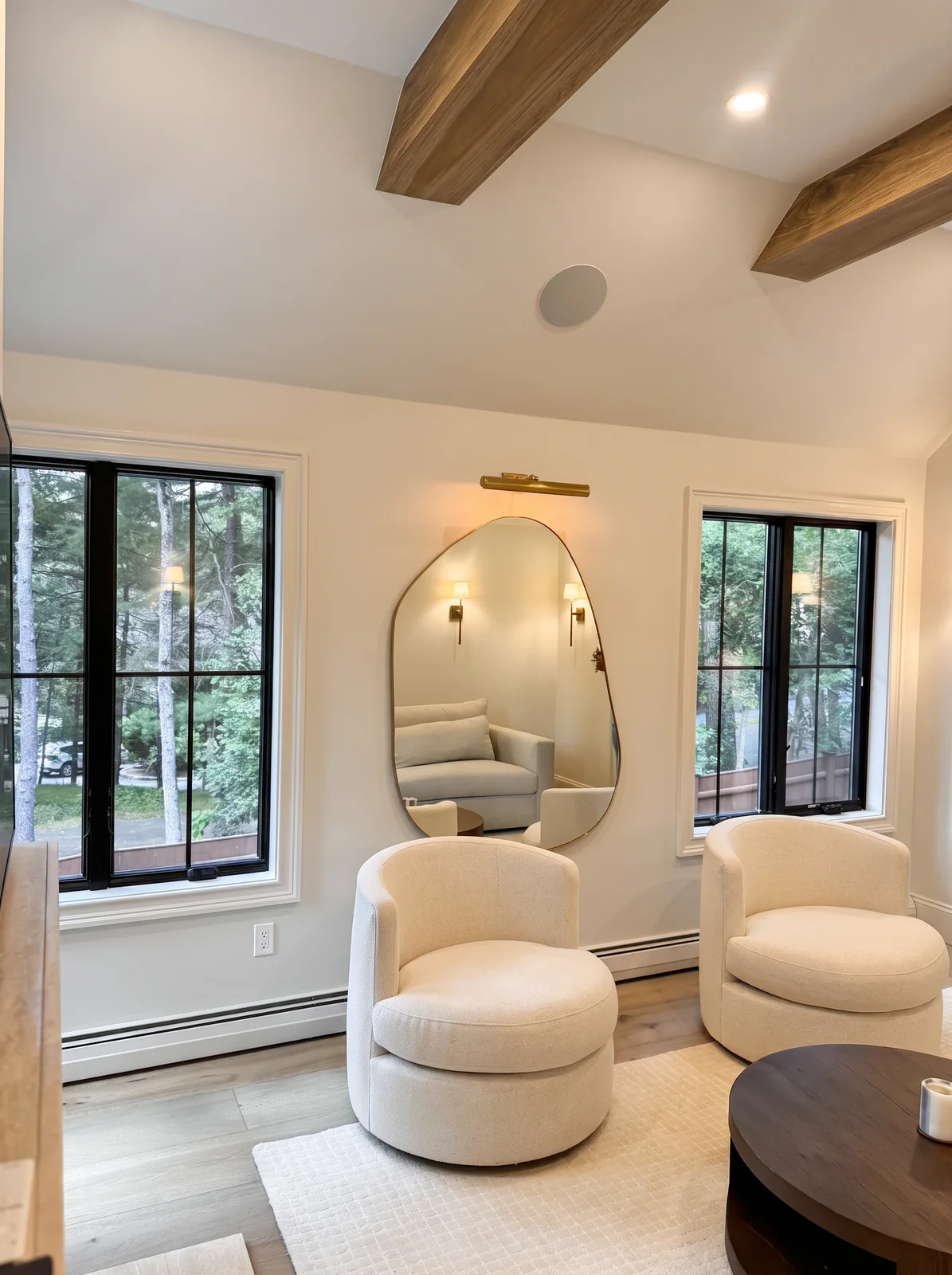 Home addition by Innov Builders