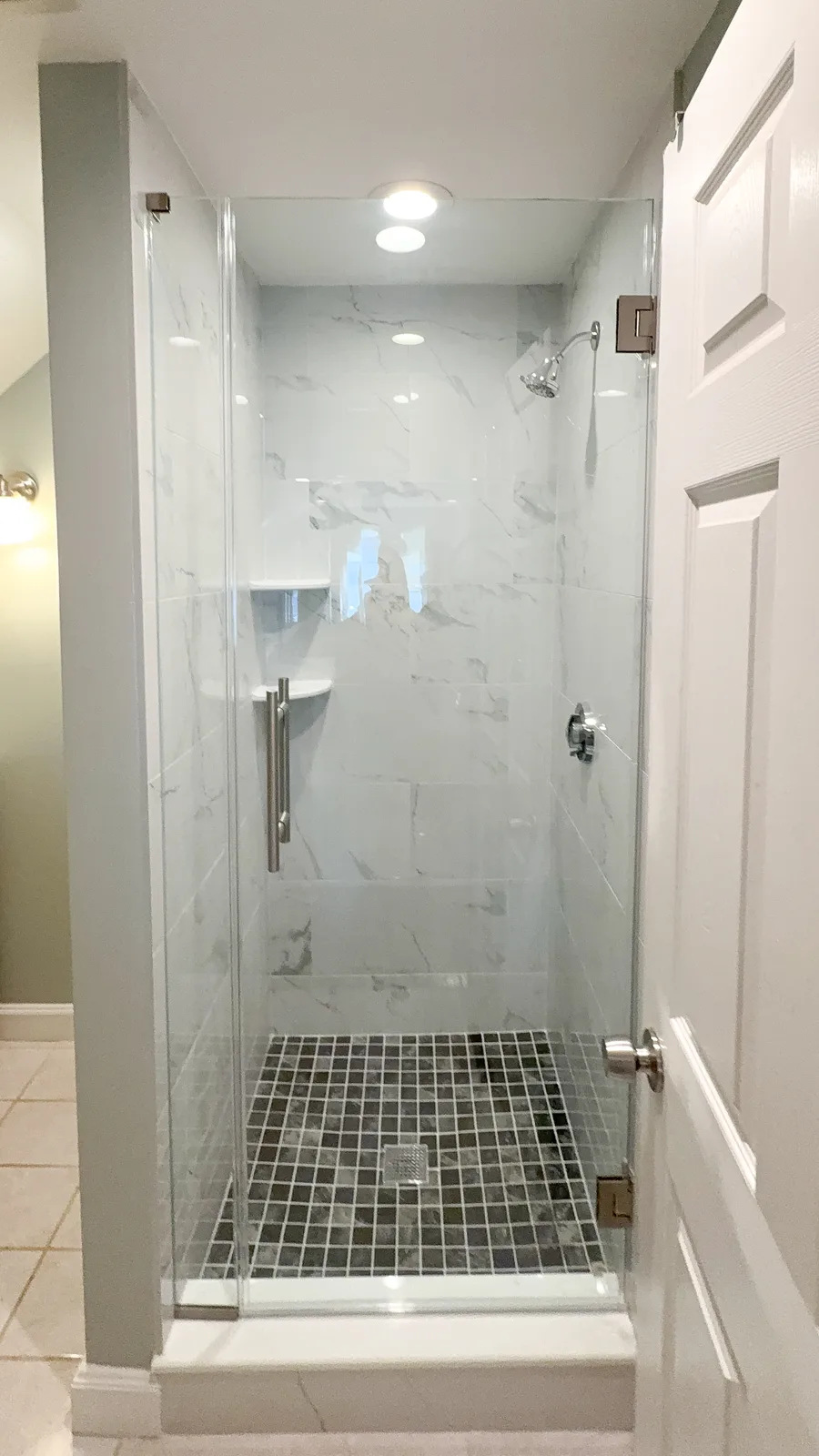 Bathroom remodeling by Innov Builders