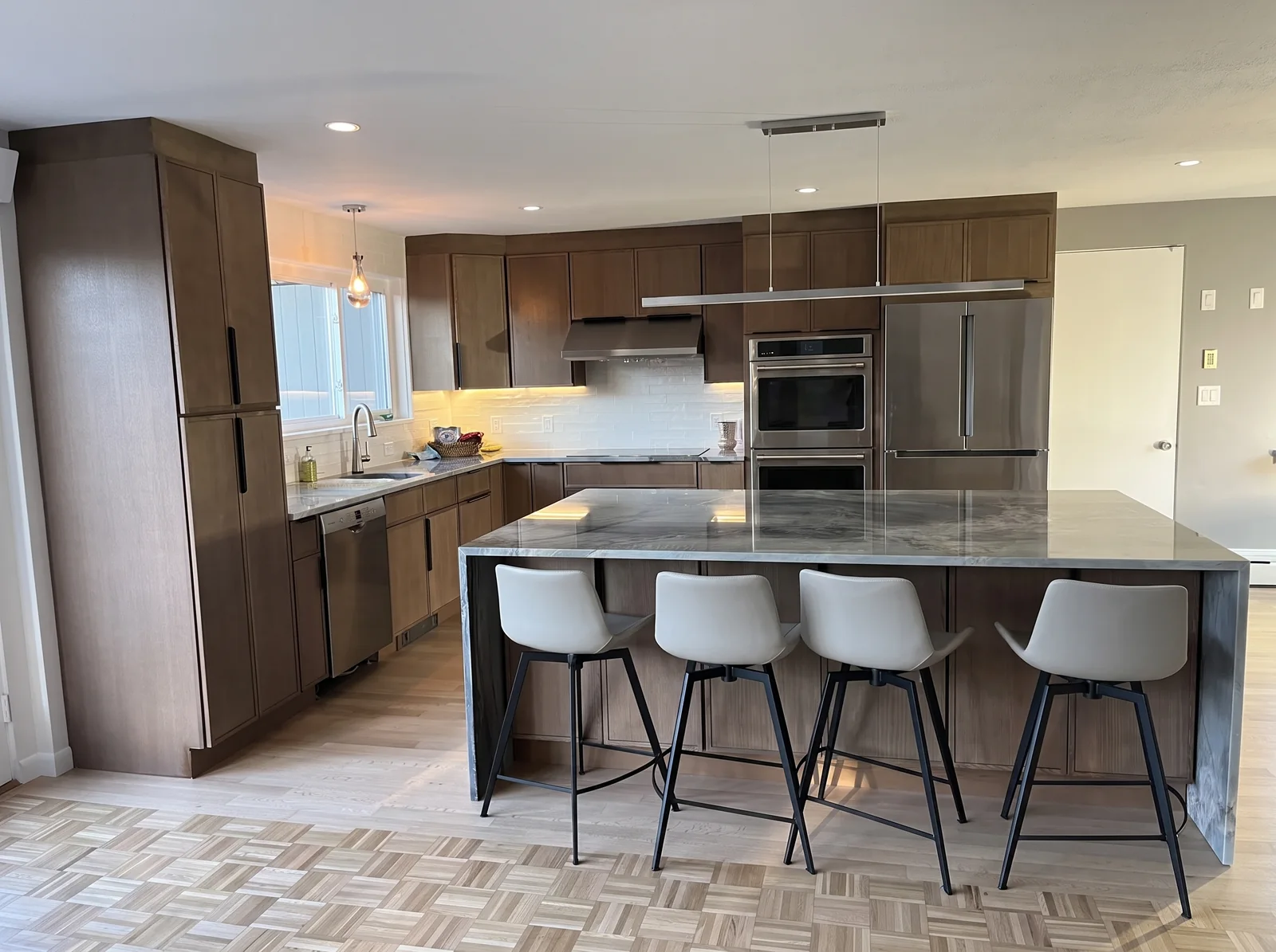 Kitchen Remodeling by Innov Builders