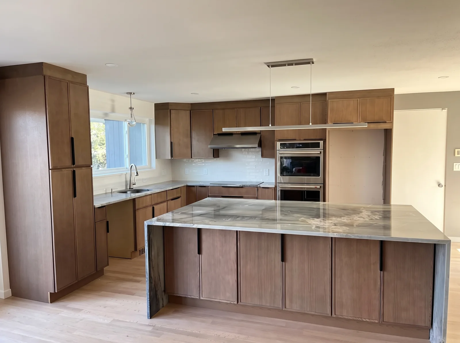 Kitchen Remodeling by Innov Builders